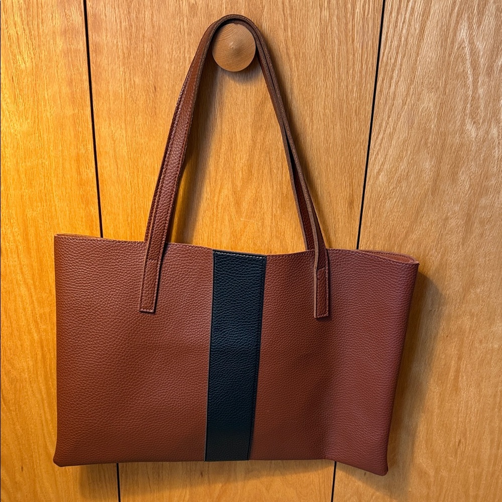 Elegant Brown Tote Bag with Black Accent